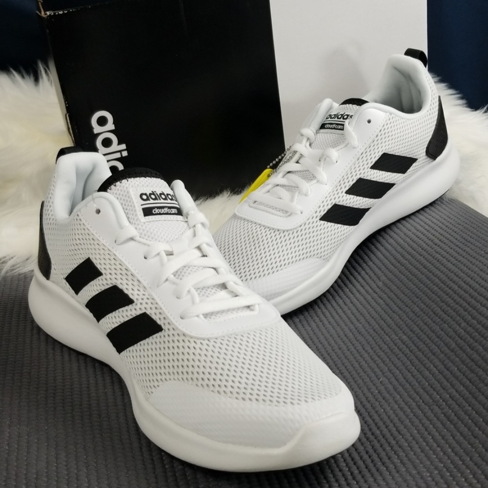 💥ONE LEFT!💥Adidas Argecy Sneakers with Cloudfoam - Picture 2 of 8